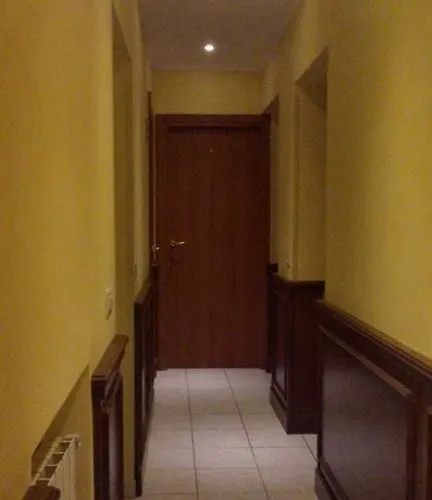 3 Lati Di Pitagora Oda ve Kahvaltı Roma