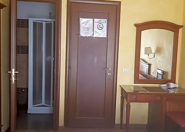 Oda ve Kahvaltı 3 Lati Di Pitagora Roma
